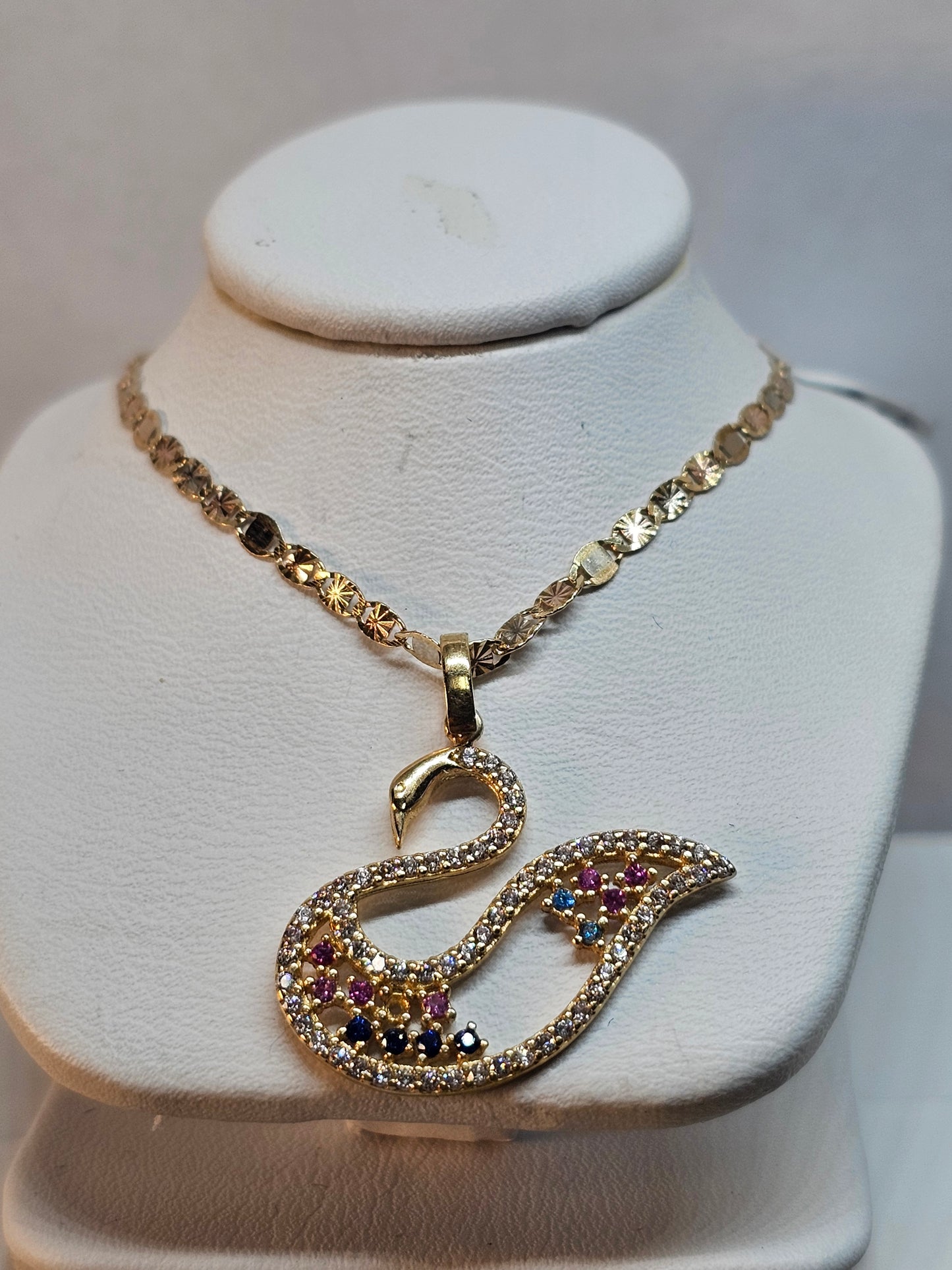 Dige de Cisne y cadena 14k