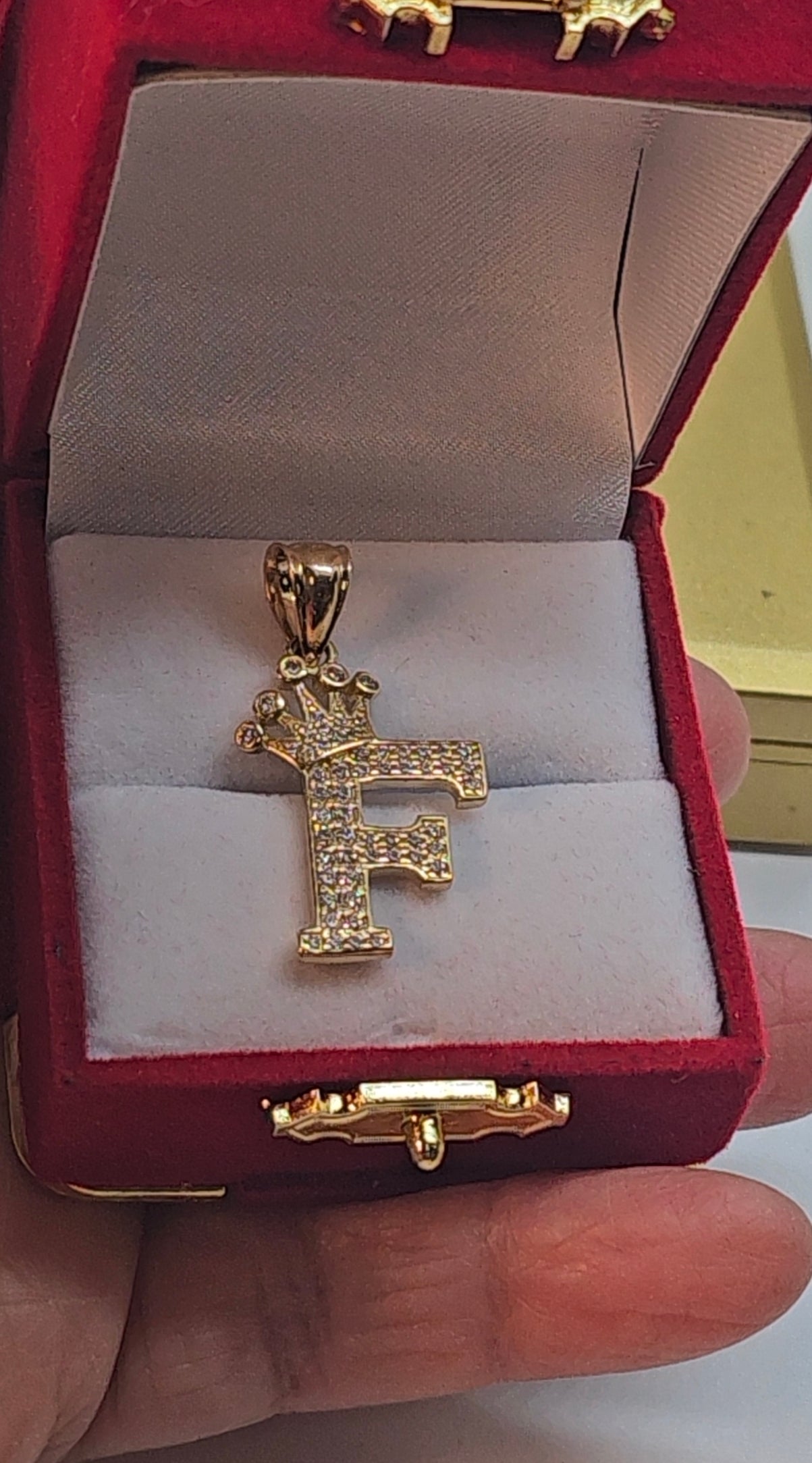 Letter 'F' Pendant 14k Gold - Dige Inicial 'F' Oro 14k CZ