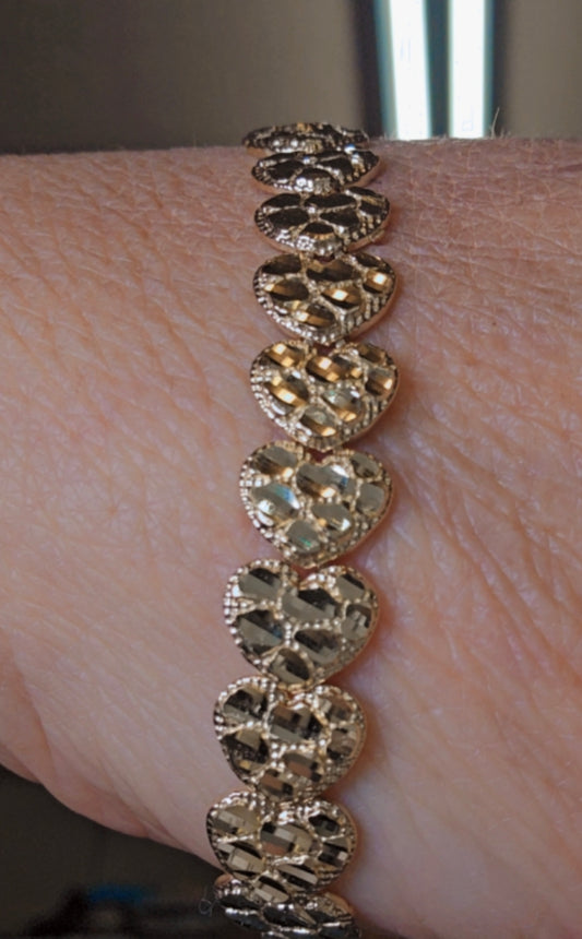 14K Gold Heart Nugget Bracelet - Brazalete Nugget Corazón 14K