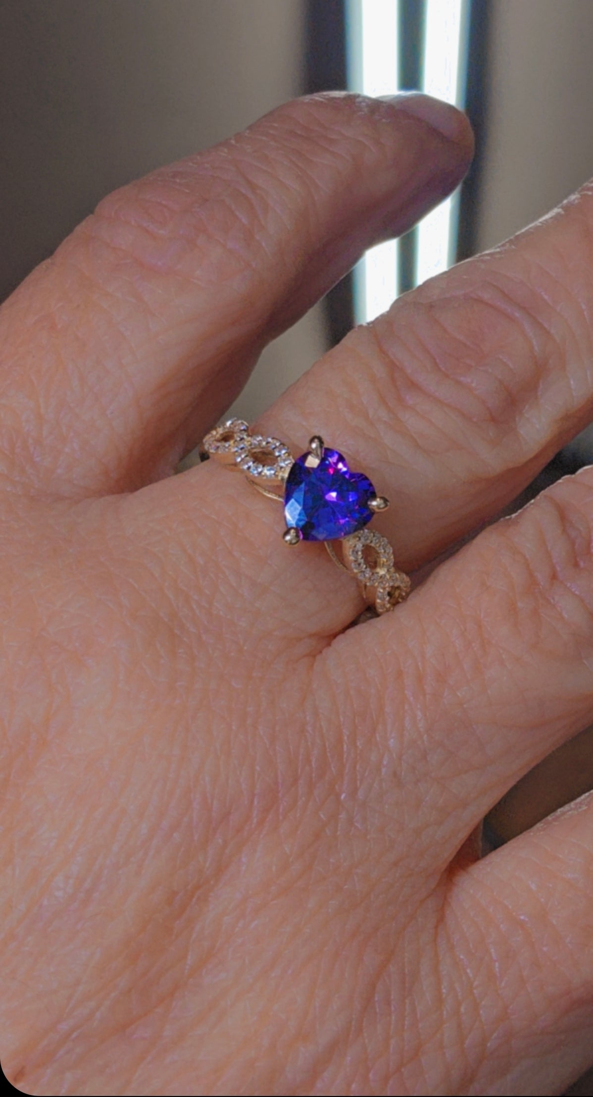 14K Gold Heart CZ Ring w/Infinity Band - Anillo Corazón Infinito 14K