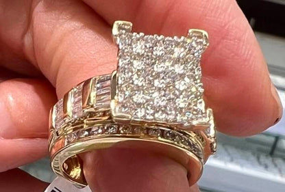 14K Yellow Gold 2.12 CTW Natural Diamond Fashion Ring Size #7| Round & Baguette Diamonds