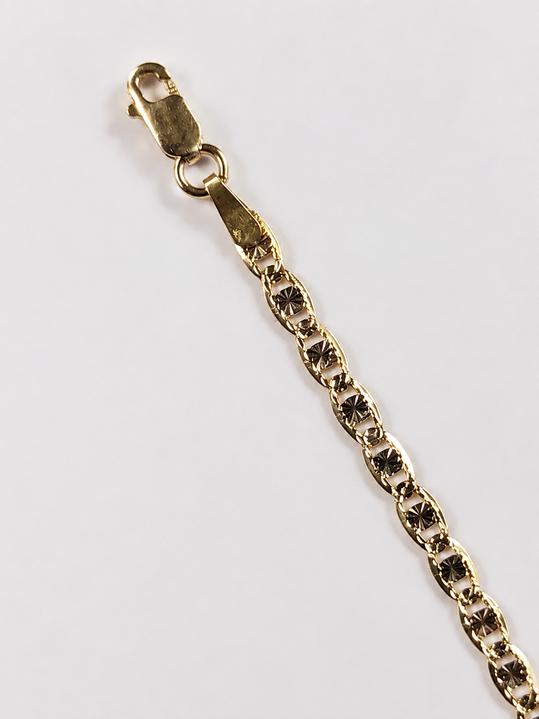 14K Yellow Gold Diamond-Cut Marquise Link Chain – 2 mm