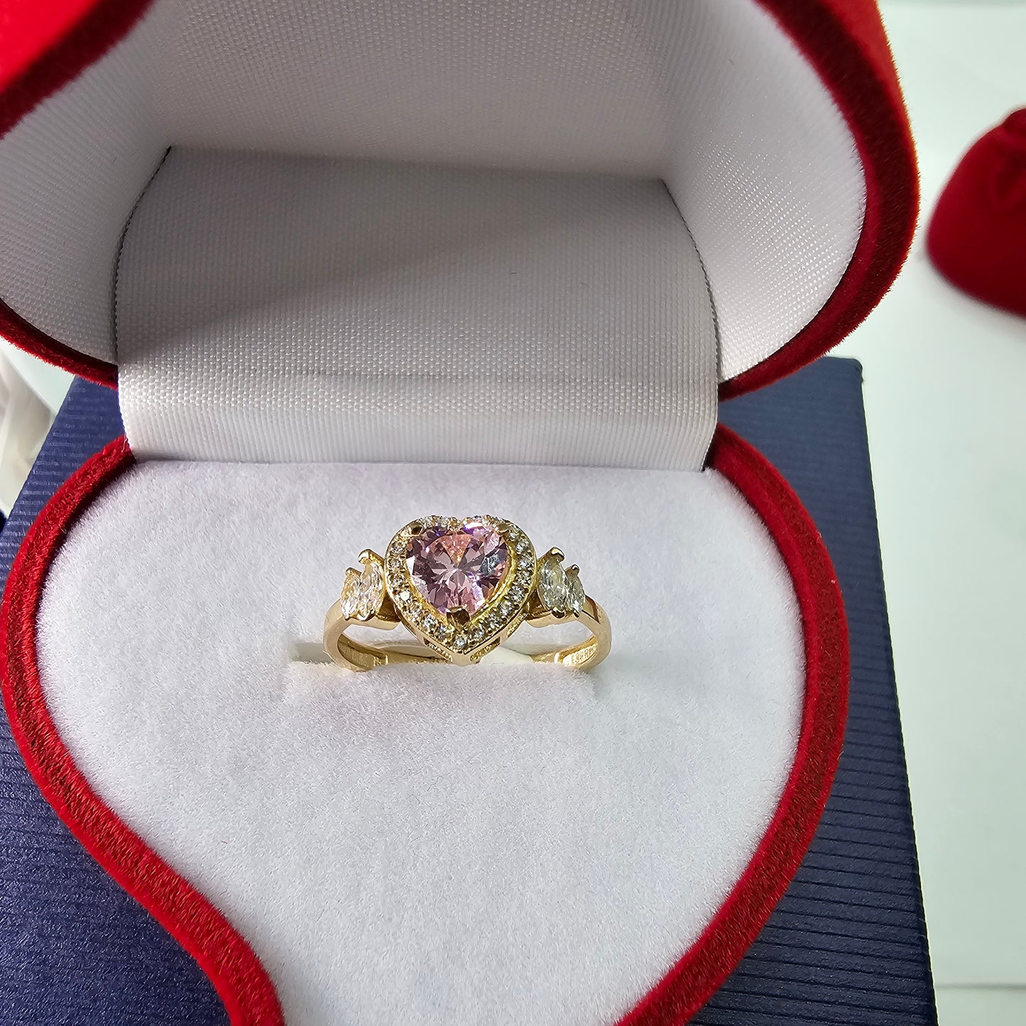 Anillo 14k Oro Amarillo Corazón Rosa Size 7.5