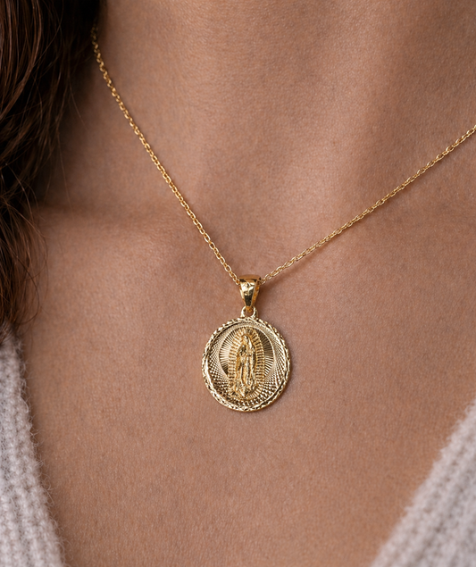 Medalla Virgen de Guadalupe Oro 14K – Detalle Fino, Regalo Especial