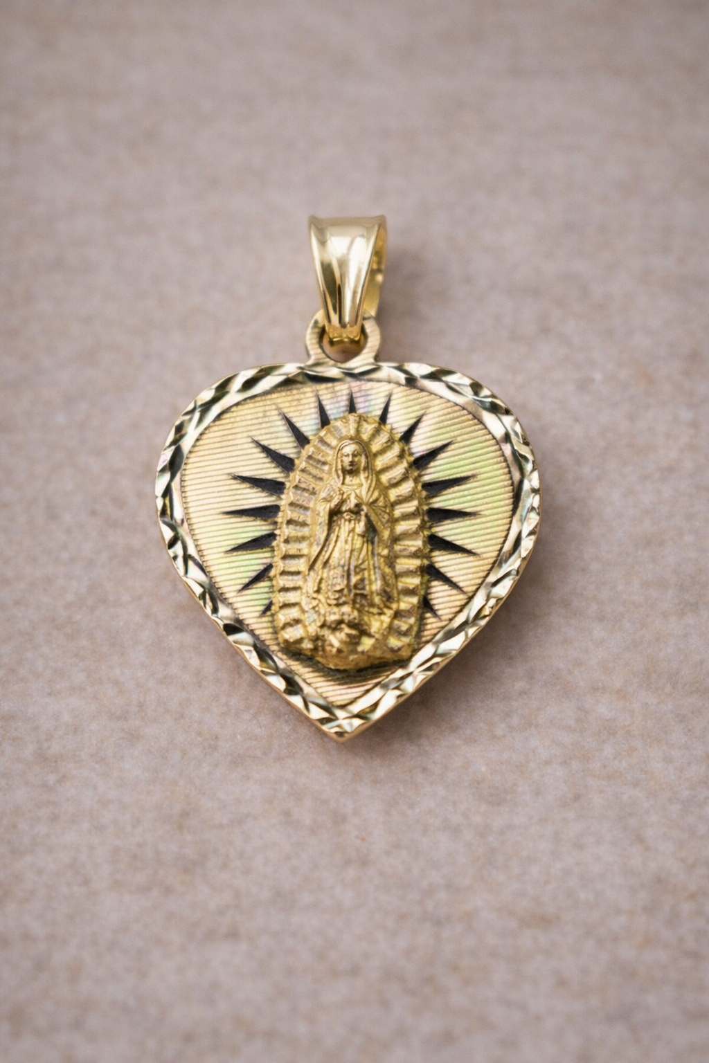 14K Gold Heart Virgin Mary Pendant - Dige Virgen de Guadalupe Corazón Oro 14K