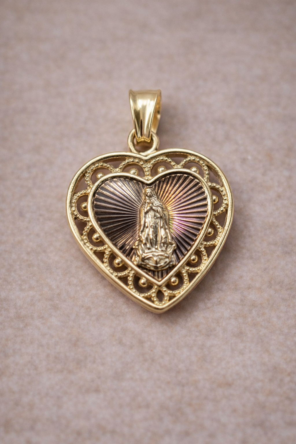 14K Gold Heart Virgin Mary Pendant - Dige Virgen de Guadalupe Corazón Oro 14K