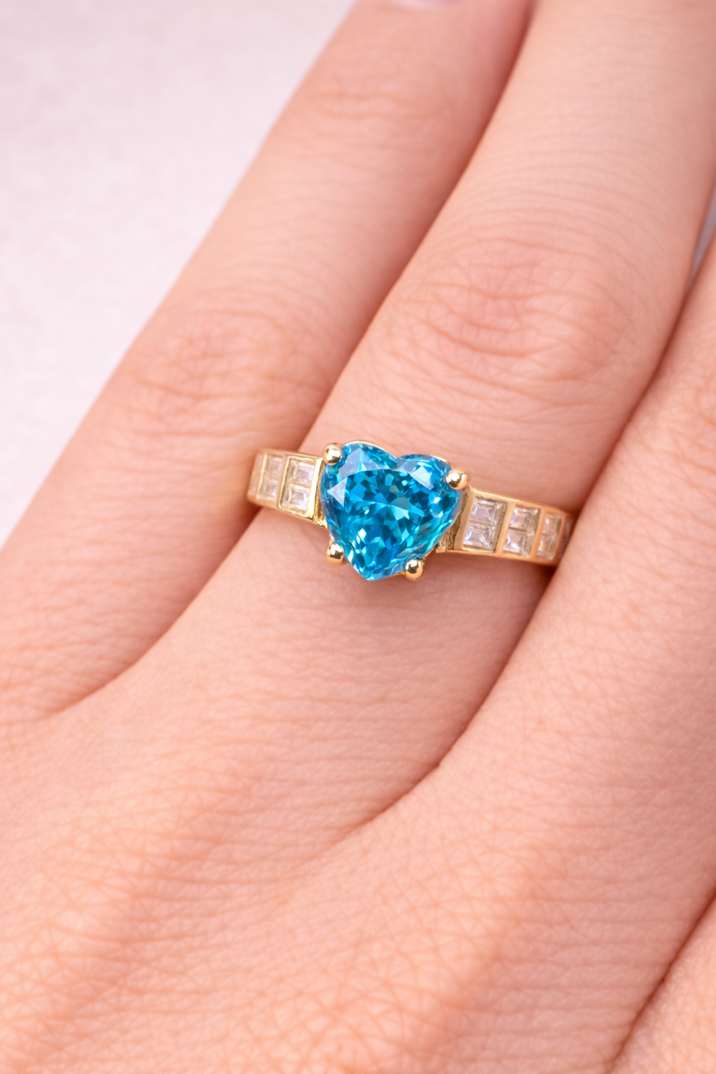 14K Gold Blue Heart Ring - Anillo 14k corazón Azul