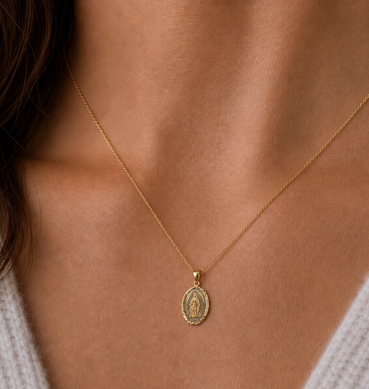 14k Gold Oval Virgin Mary Pendant - Dige Virgen de Guadalupe Oro 14k