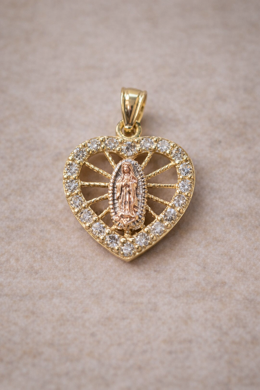 14K Gold Heart Virgin Mary Pendant - Dige Virgen de Guadalupe Corazón Oro 14K