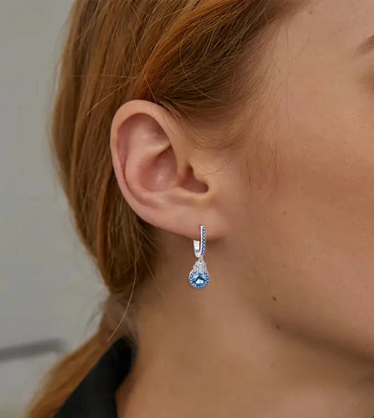 Pendientes de circonita de lujo ligero de nuevo estilo de plata S925, elegantes