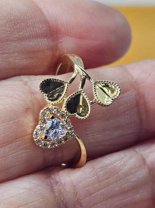 Anillo 14k corazónes