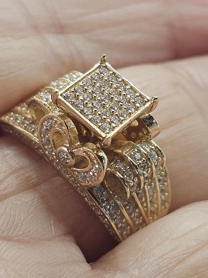 14K Gold Square Princess Ring - Anillo Princesa 14k Oro solido