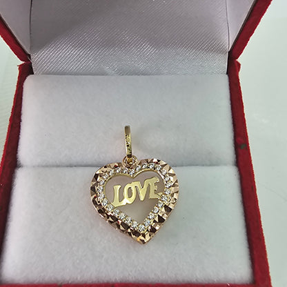 14K Gold Heart w/Love Pendant - Corazón Con Love 14k Oro Cubic Zirconia