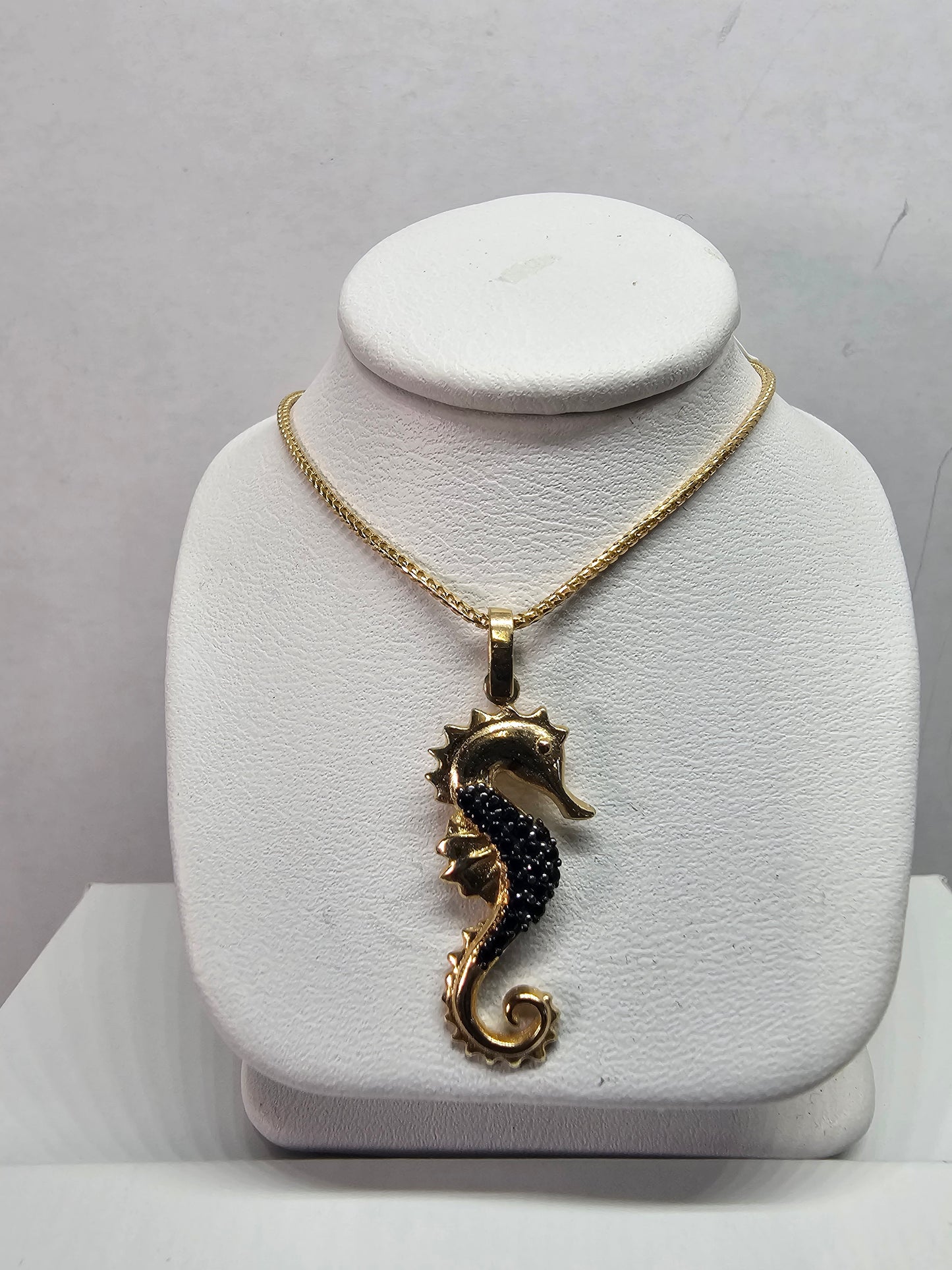 Set Dige de caballo de mar cadena 14k