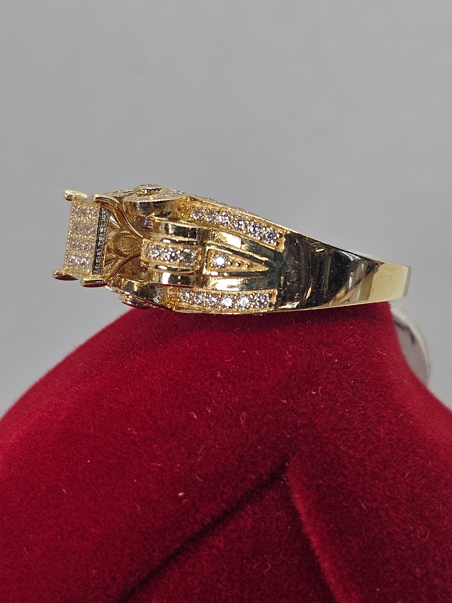 Anillo Princesa 14k Oro solido