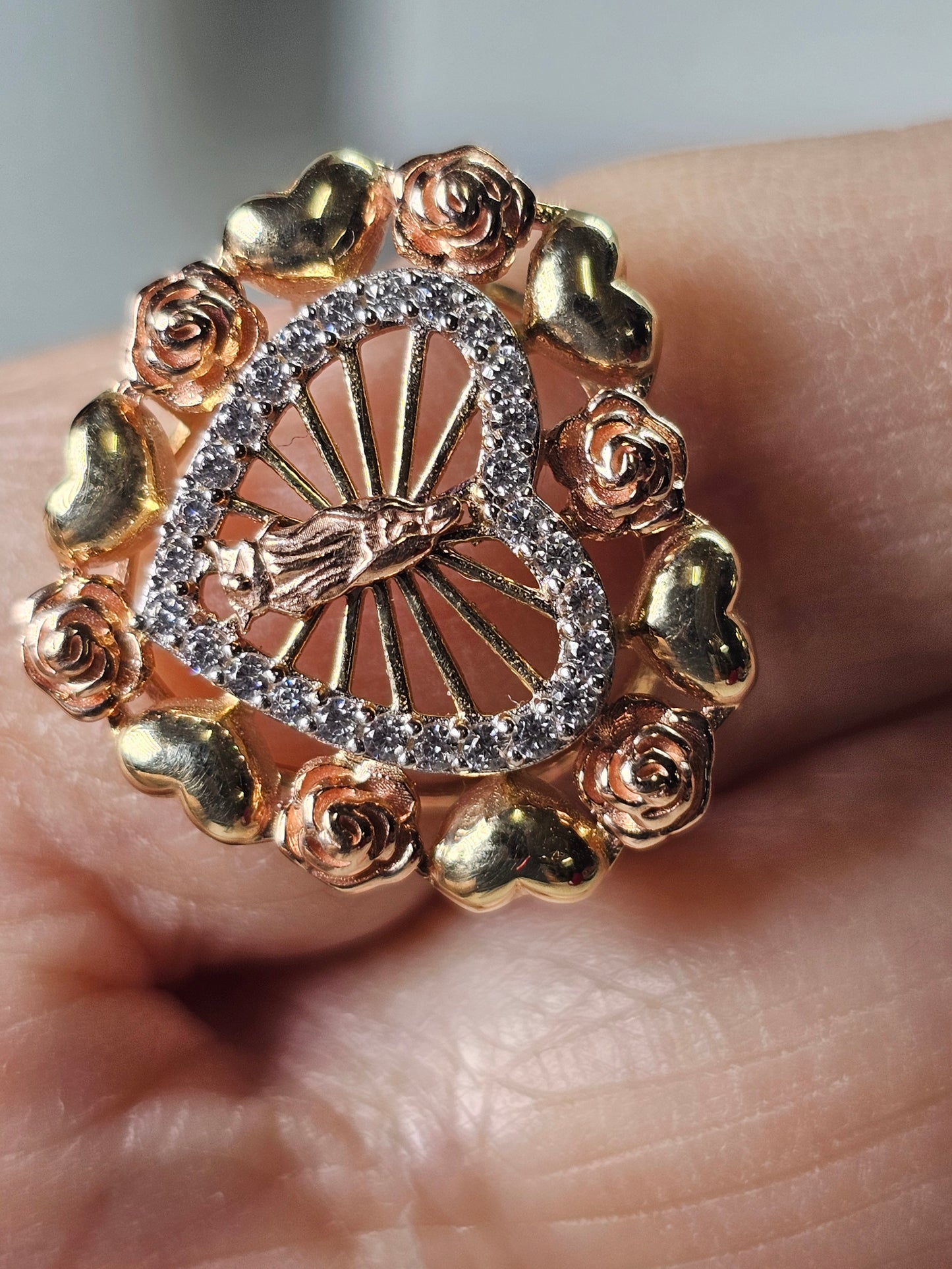 14K Tricolor Gold Virgin Mary Heart Ring - Anillo 14K de Oro Virgen de Guadalupe en forma de Corazon