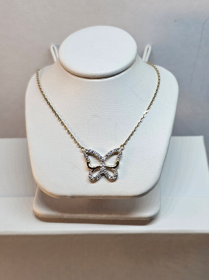 14K Gold Butterfly Chain and Pendant - Gargantilla Mariposa de 14k oro