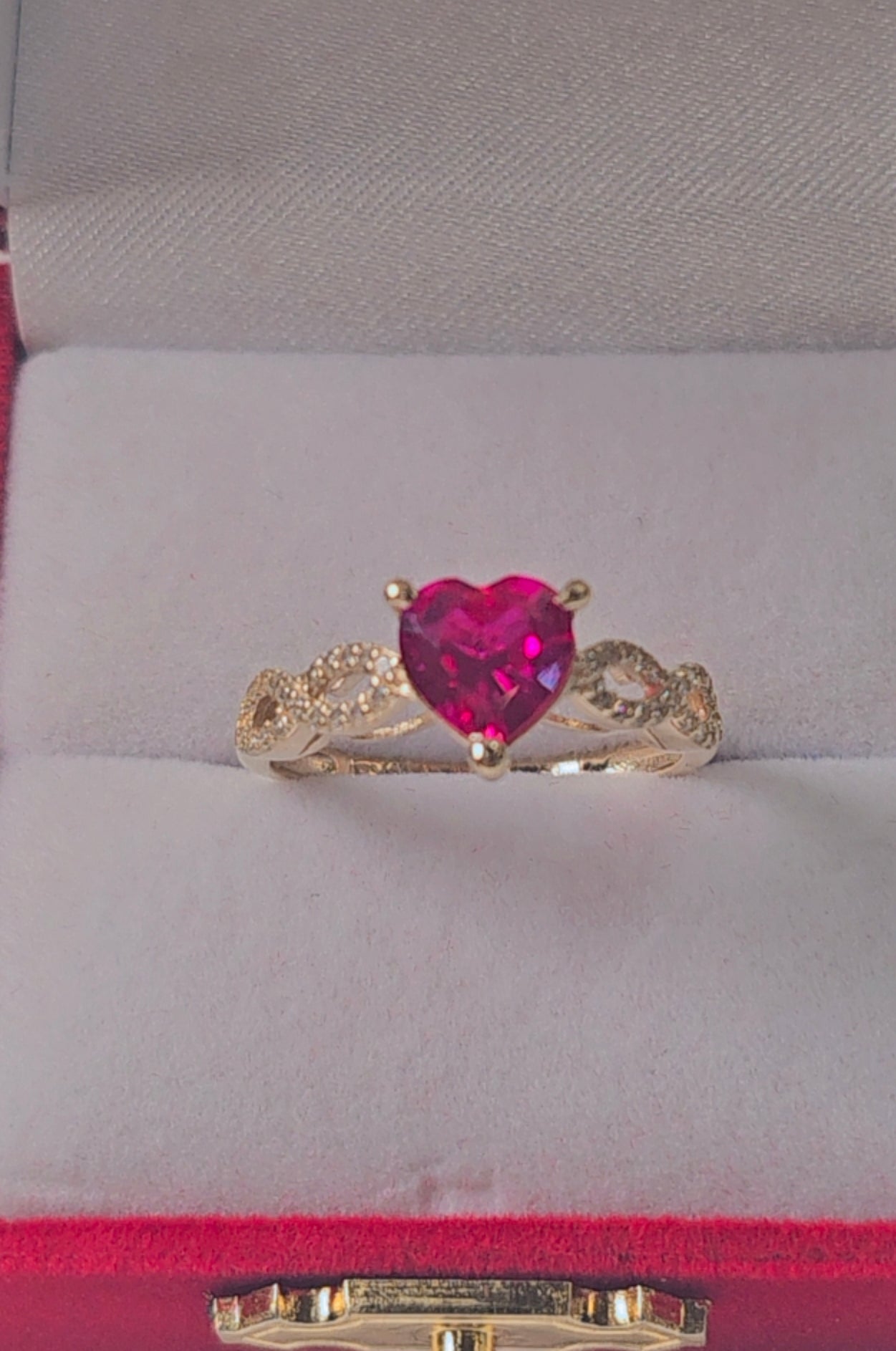 Anillo Corazón Infinito 14K