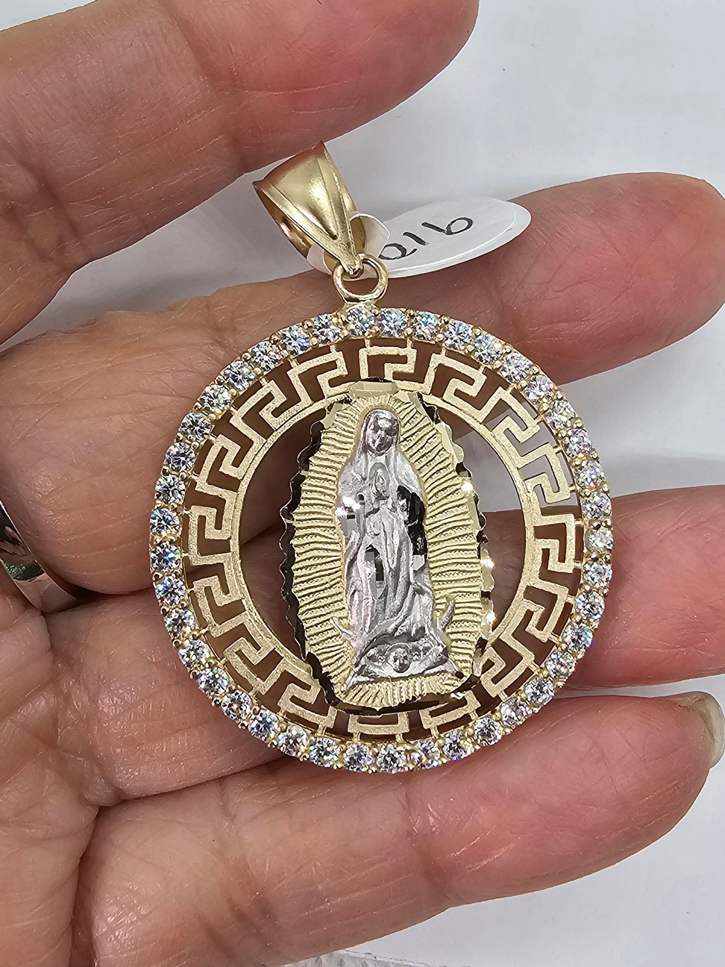 Medalla Virgen de Guadalupe 14k oro