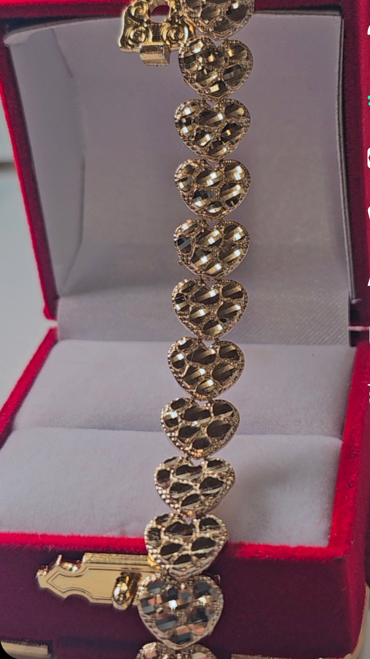 14K Gold Heart Nugget Bracelet - Brazalete Nugget Corazón 14K