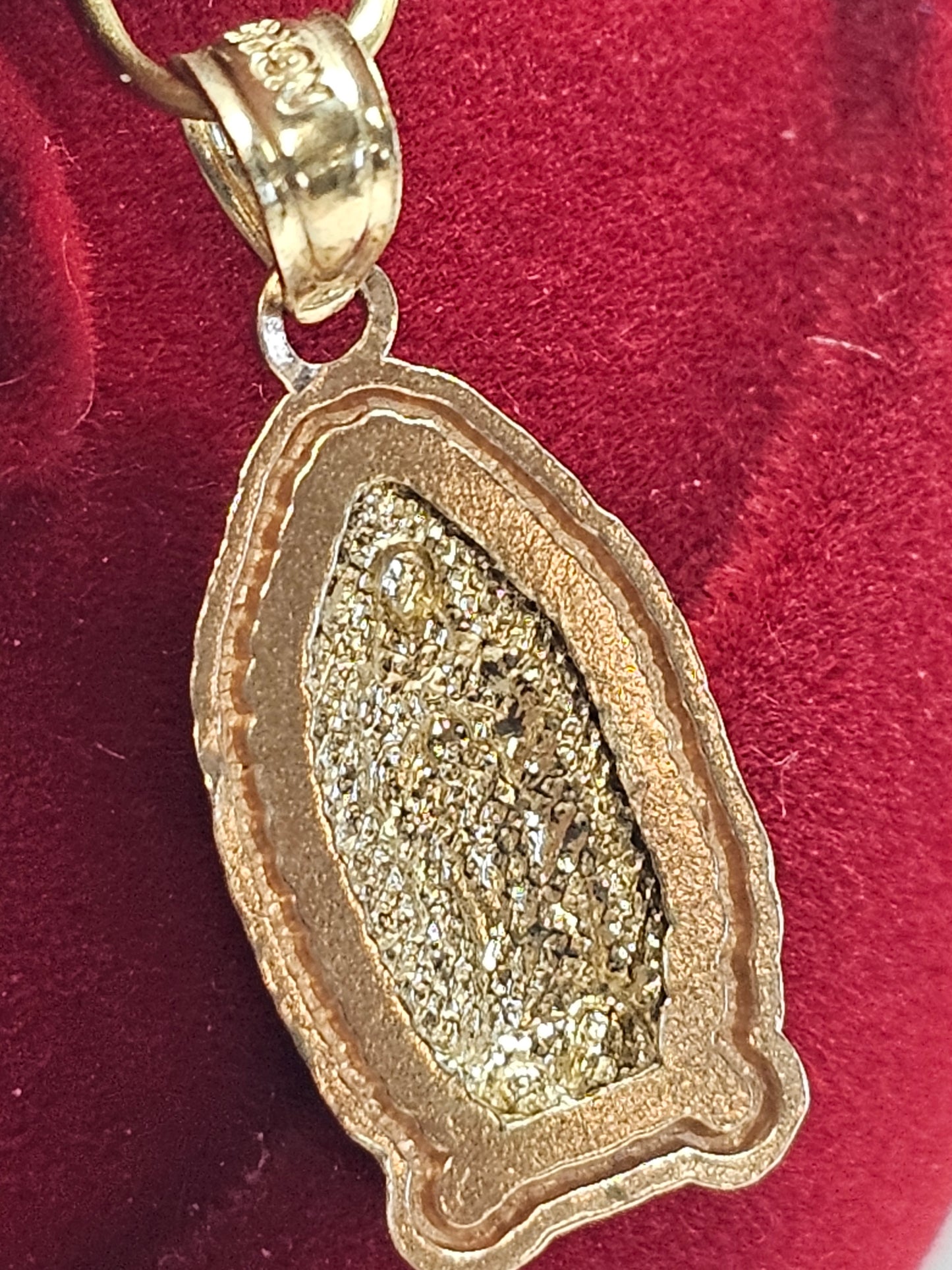 Dige Virgen de Guadalupe 14k