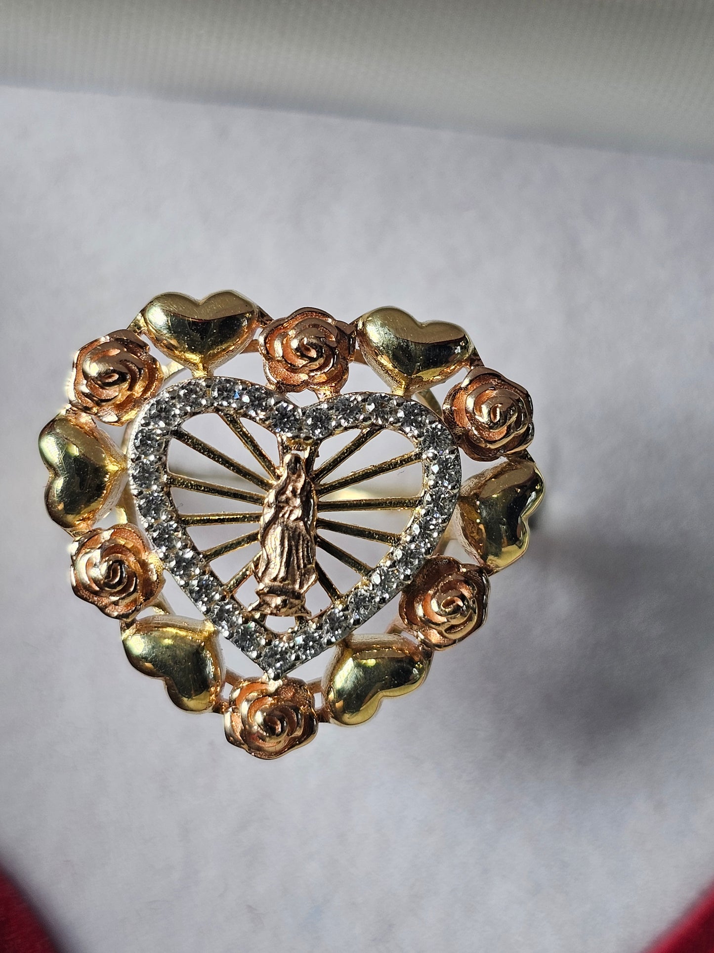14K Tricolor Gold Virgin Mary Heart Ring - Anillo 14K de Oro Virgen de Guadalupe en forma de Corazon