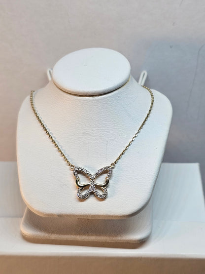 14K Gold Butterfly Chain and Pendant - Gargantilla Mariposa de 14k oro