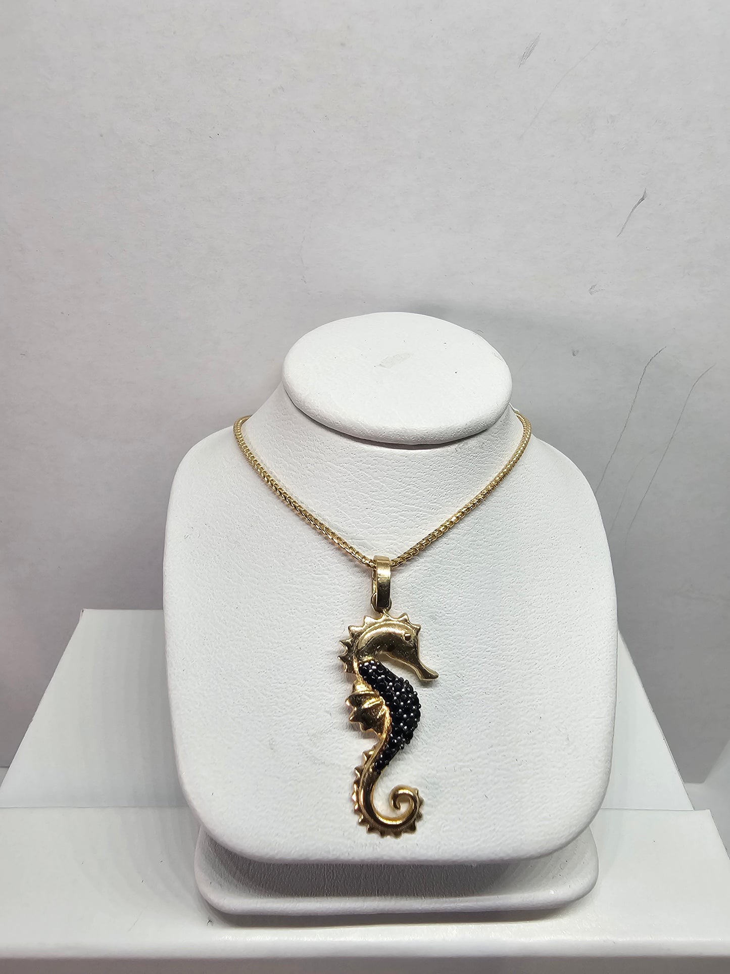 Set Dige de caballo de mar cadena 14k