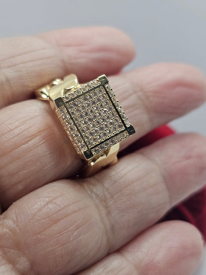 14K Gold Square Princess Ring - Anillo Princesa Cuadrado 14k Oro solido