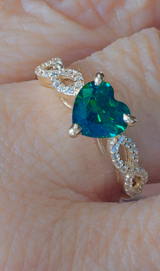 Anillo Corazón infinito CZ 14K