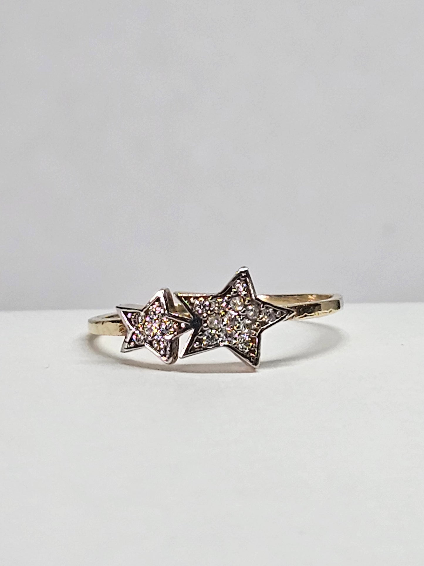 Anillo con estrellas 14k