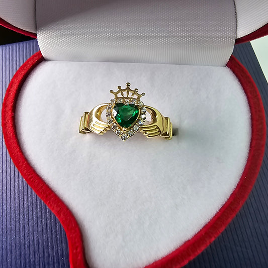 Anillo 14k Oro Amarillo Manos Abrazando Corazón Verde Size 8