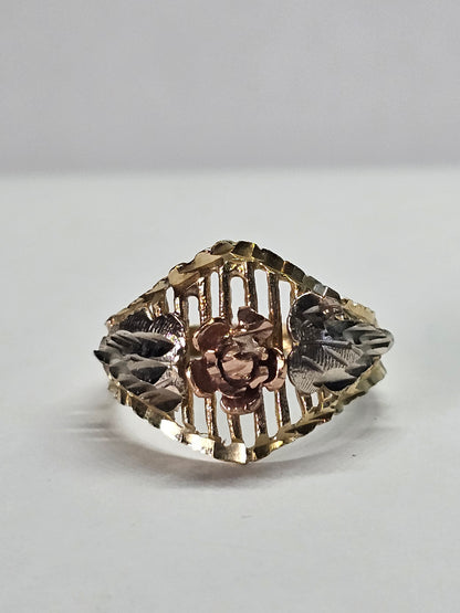 14K Gold 3-Tone Ring with Rose - Anillo con Rosa 3 tonos  14k