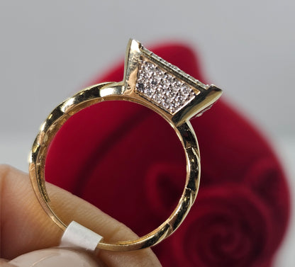 14K Gold Square Princess Ring - Anillo 14k Oro solido