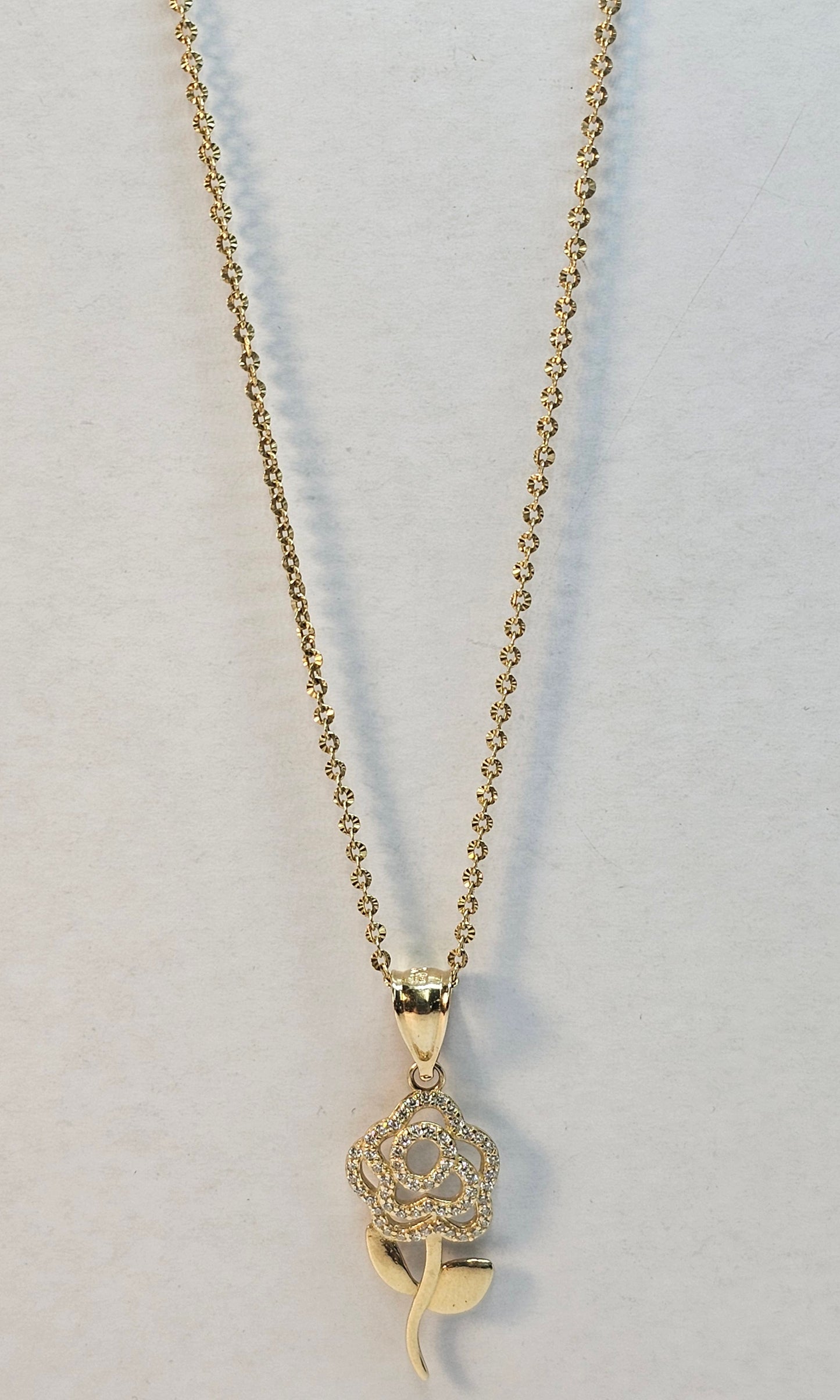 Dige de Rosa Con cadena 14k oro