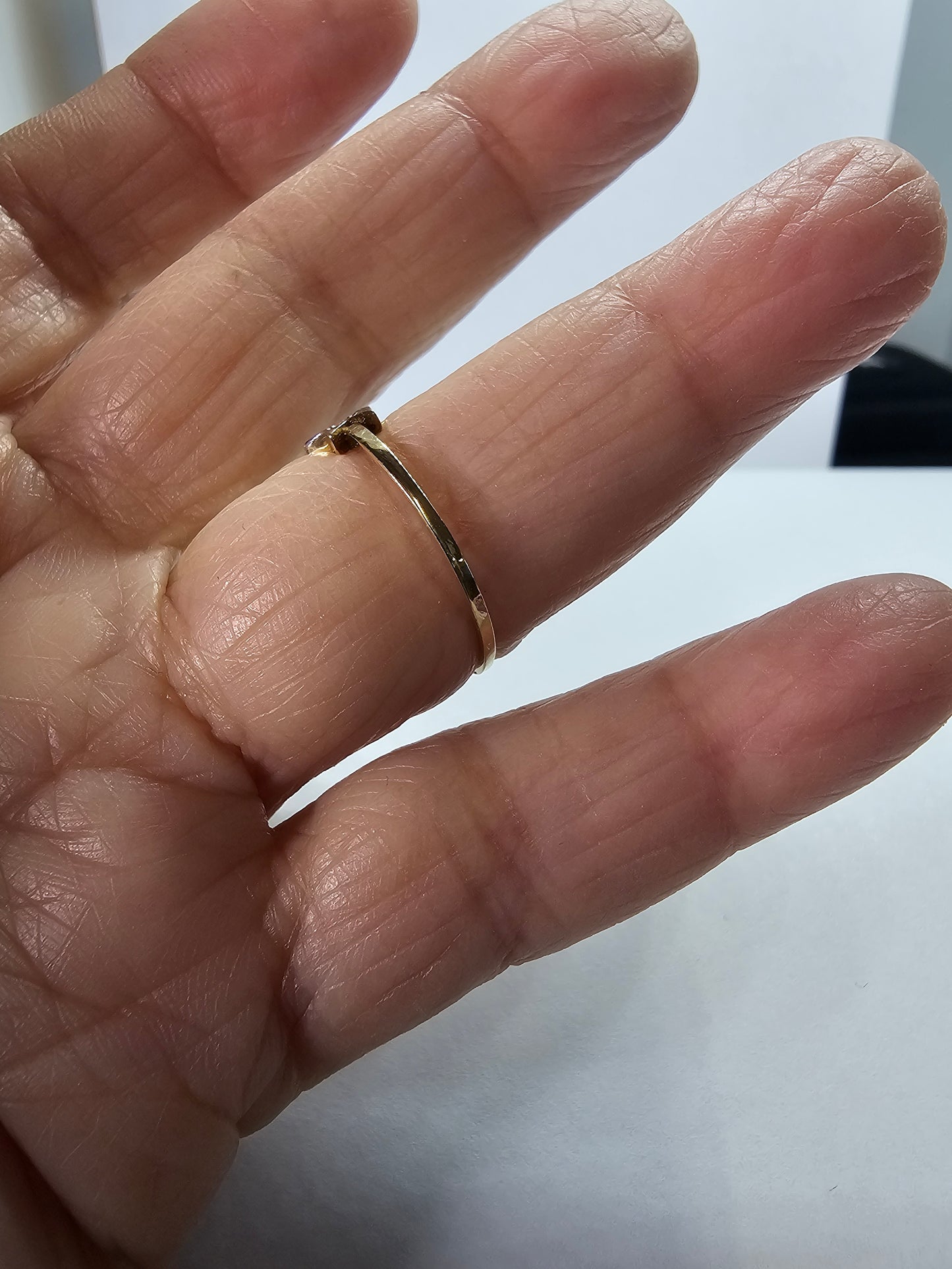 Anillo con estrellas 14k