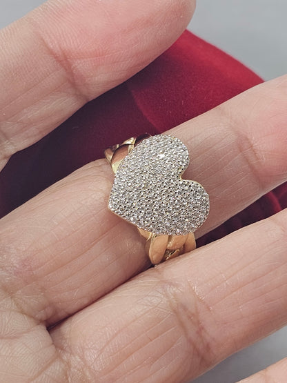 14K Gold Heart Ring w/CZ accents - Anillo 14k De corazón