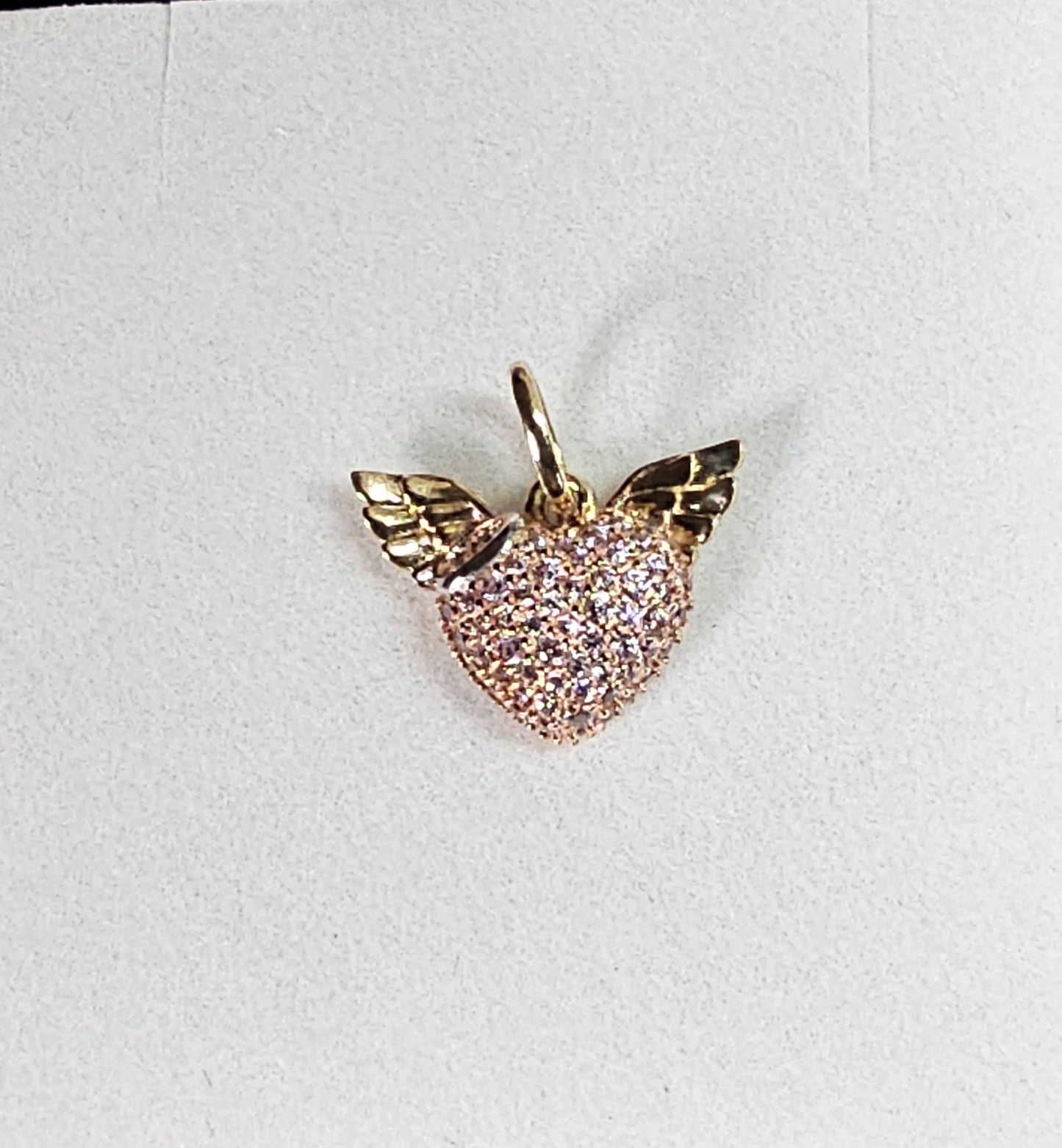 Corazón 14k Oro Cubic Zirconia Rosa Con Alas