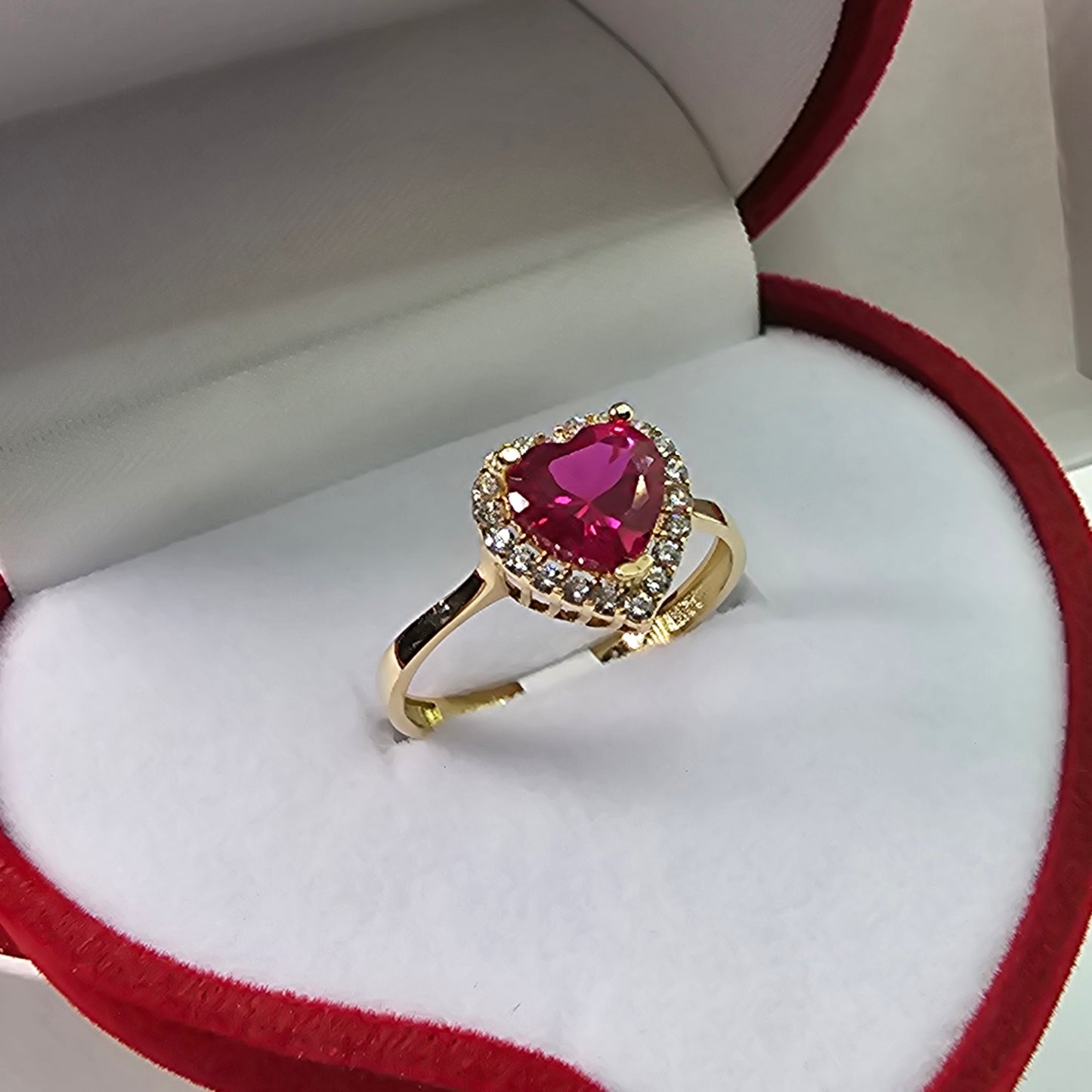 Anillo 14k Oro Amarillo Corazón Rosa Size 7.5