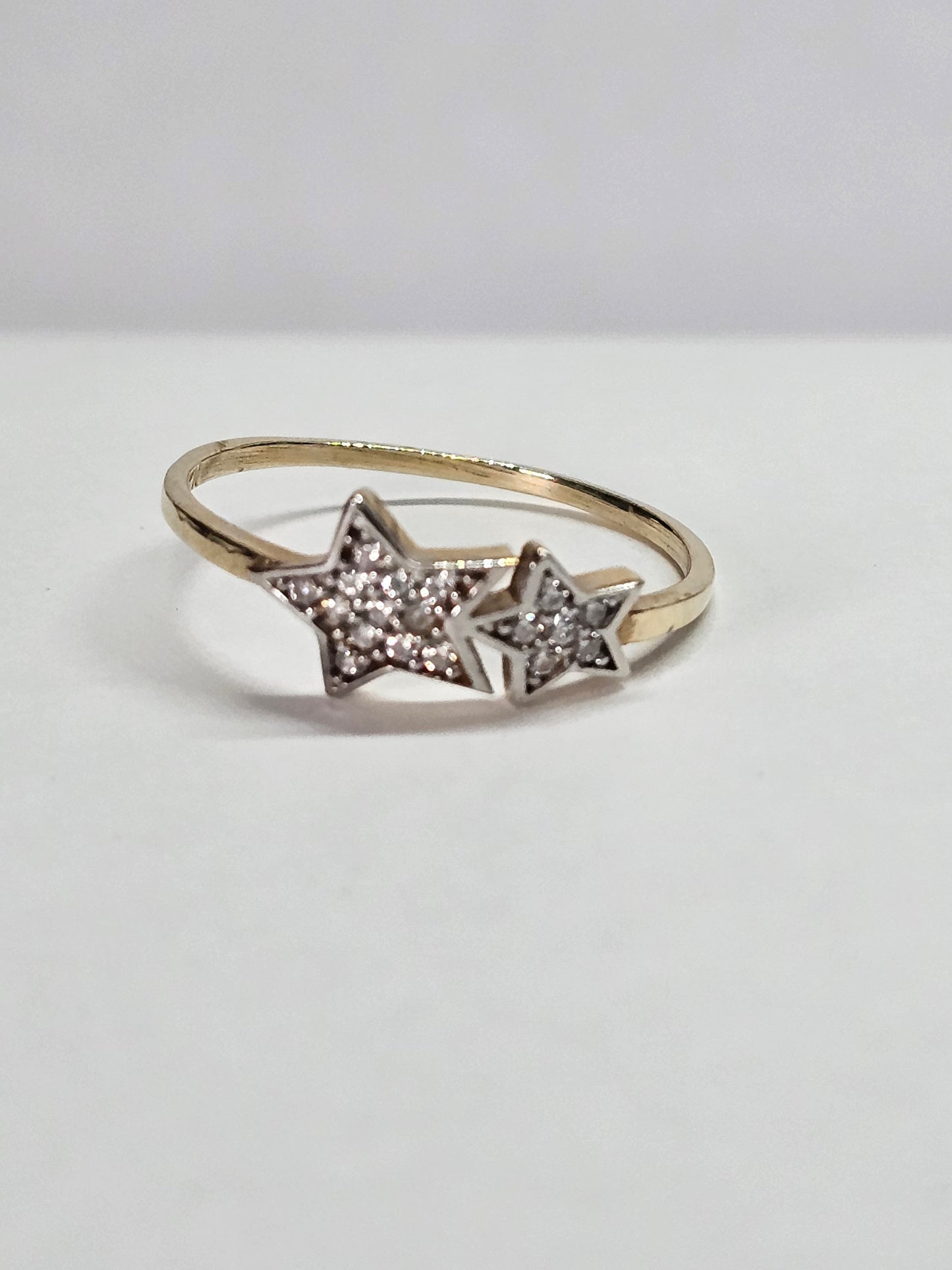 Anillo con estrellas 14k