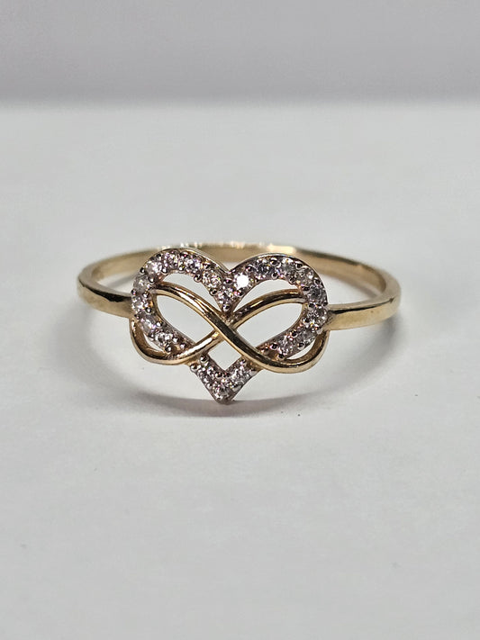 Anillo corazon con infinito de 14k