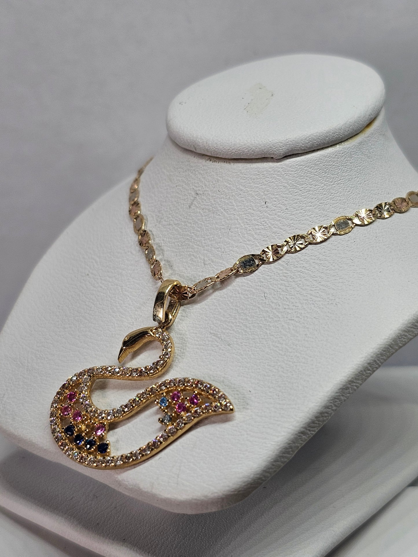 Dige de Cisne y cadena 14k