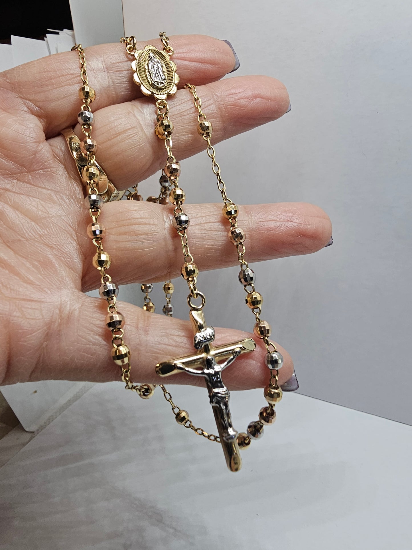 Rosario 3 tonos 14k oro 4mm